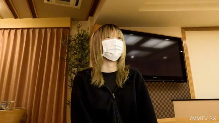 fc2-ppv-4658299-Asahi（18）第二次拍攝了苗條的小乳房時，其中有一個不同的視頻視頻。它包括兩個視