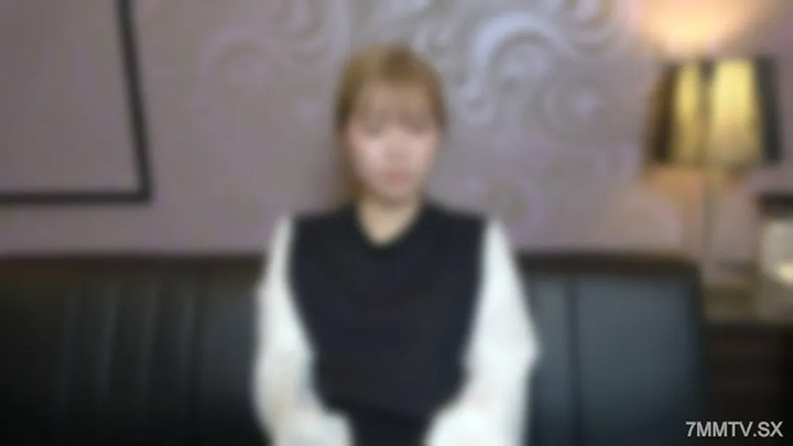 fc2-ppv-4776485-購買者優惠可享受評論優惠-性愛經驗很少的女孩嘗試性愛。這種不習慣的反應也是色情的。我